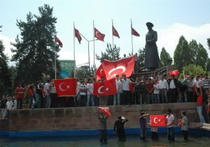 Dadaşlardan Milli Tepki